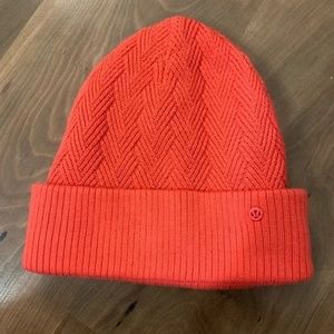 Thick wool coral lululemon hat